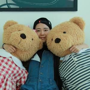 Meet your Posher, Yue